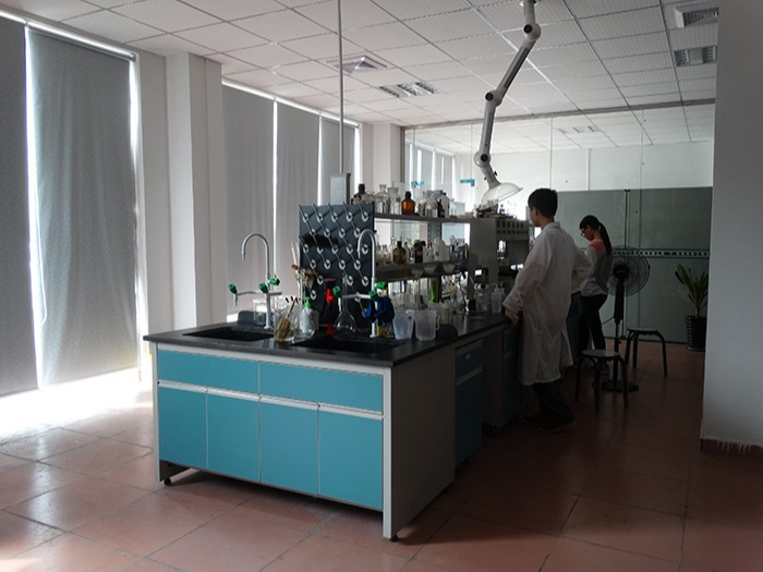 三人行-實驗室一角